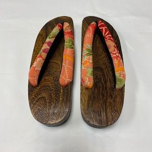 Geta/ Japanese flip flops